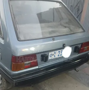 Toyota Corolla 1985 Blue