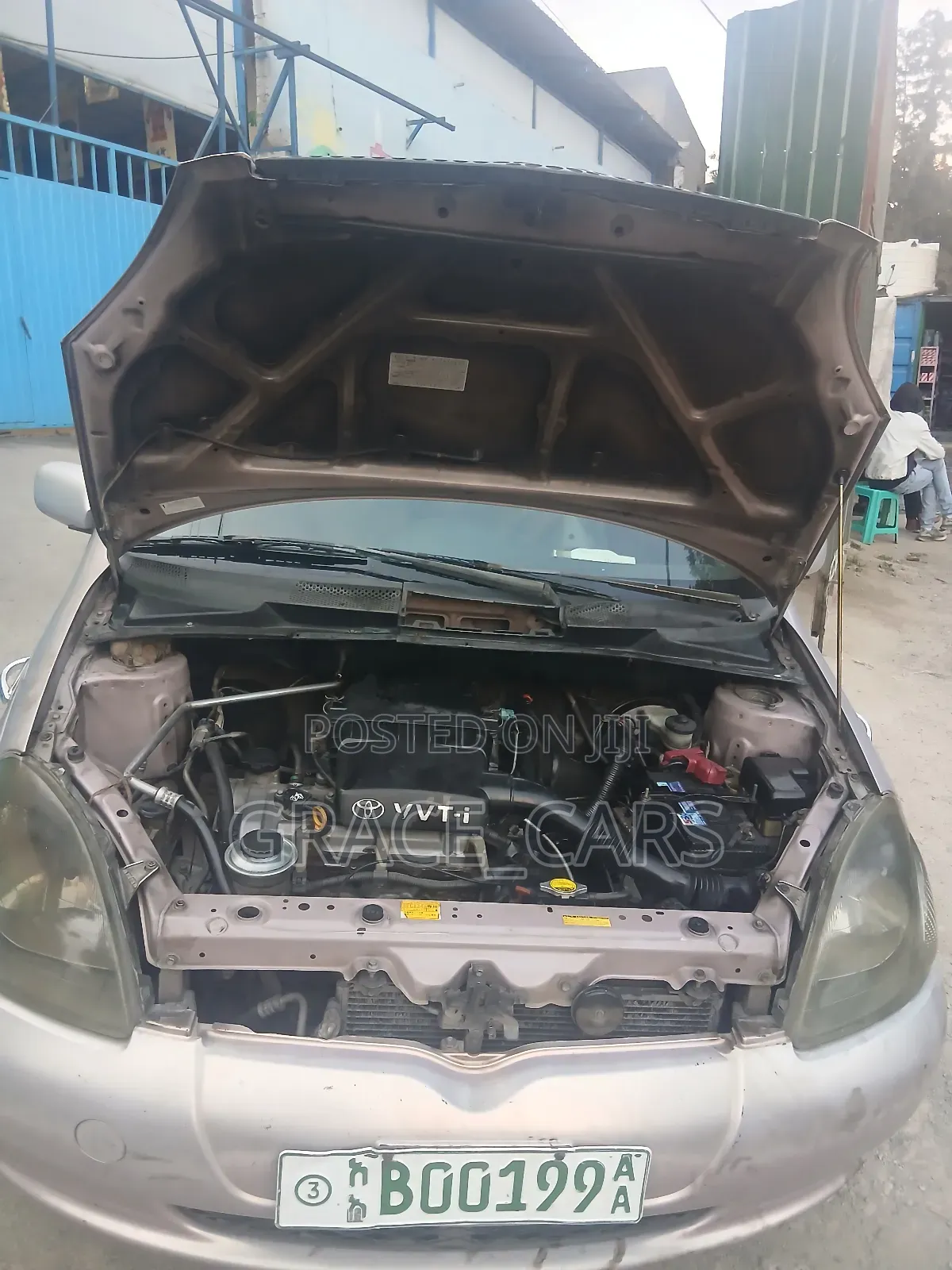 Toyota Vitz 1.0 FWD 5dr 1999 Gold