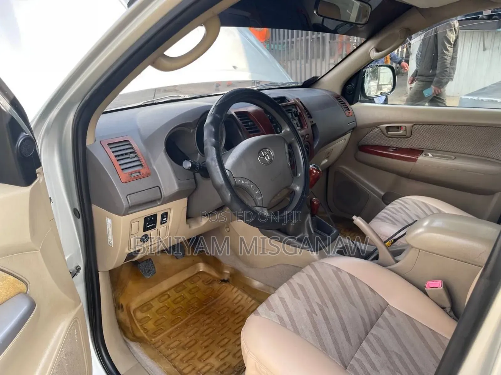 Toyota Hilux 2009 Silver