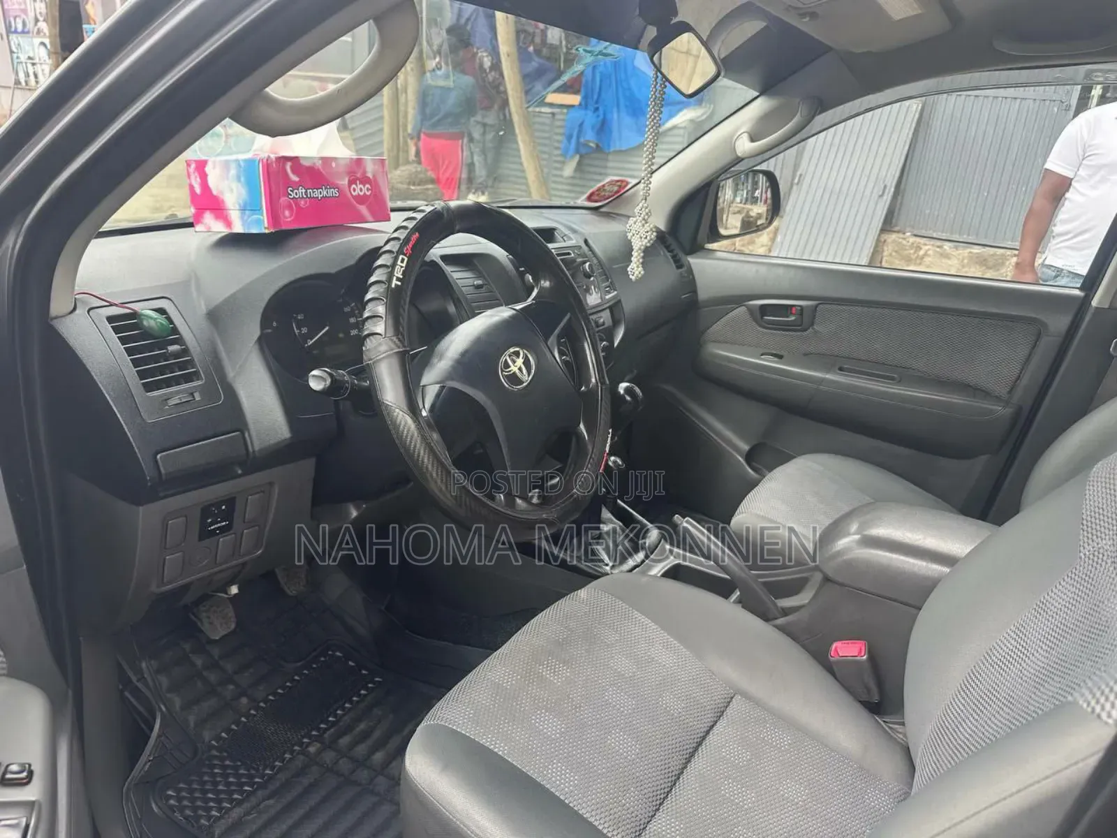 Toyota Hilux 2015 Gray