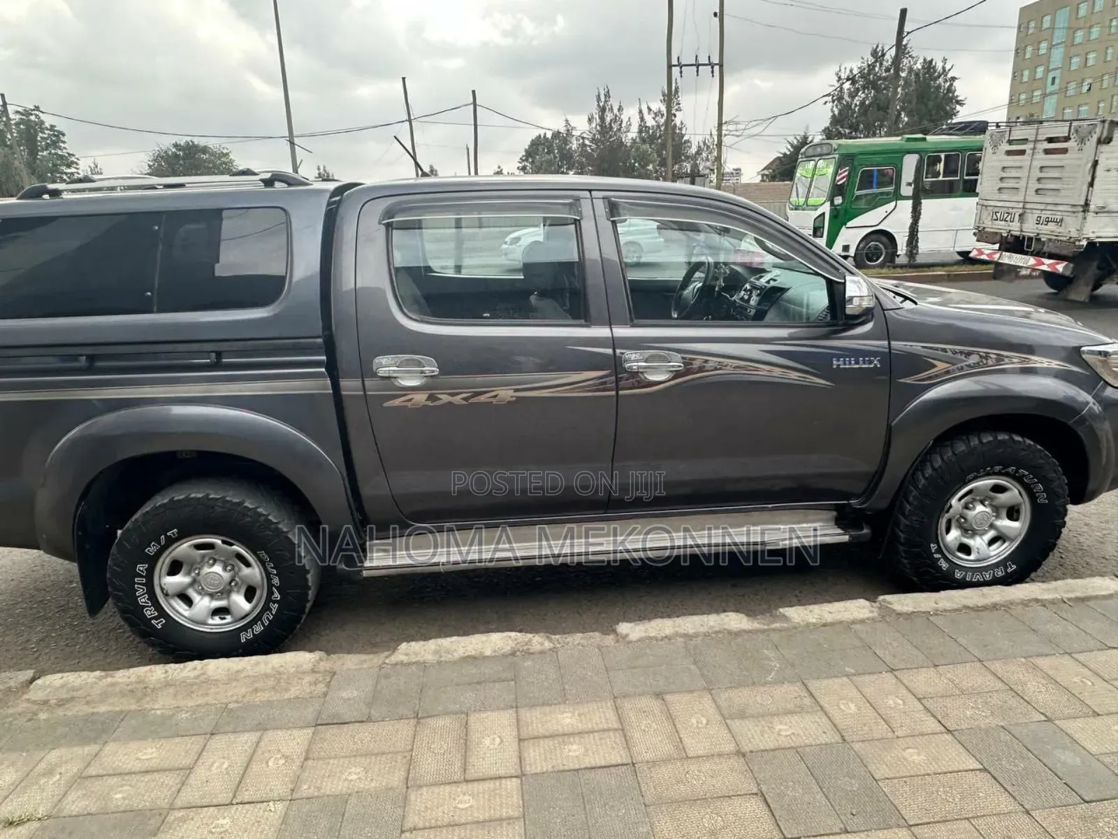 Toyota Hilux 2015 Gray
