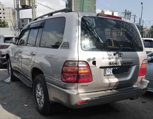 Toyota Land Cruiser 90 Automatic 2001 Silver
