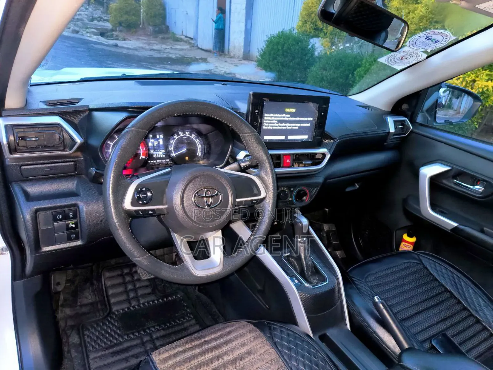 Toyota Raize 2022 White