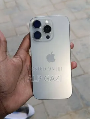 Photo - New Apple iPhone 16 Pro 128 GB Gold