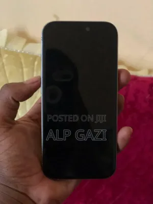 New Apple iPhone 16 Pro 128 GB Gold