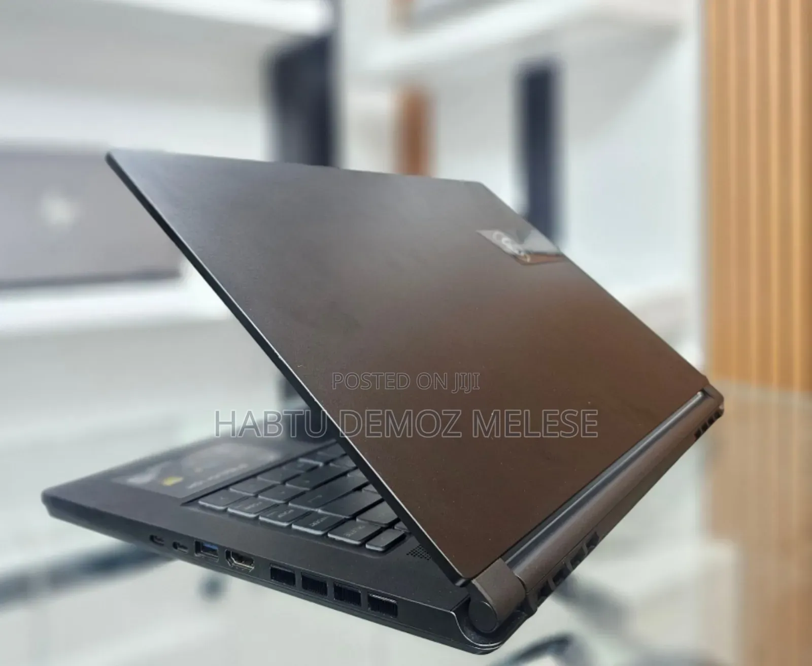 New Laptop MSI Stealth 14 Studio A13VF 16GB Intel Core I7 SSD 1T