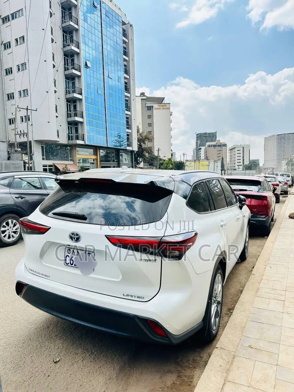 Toyota Highlander Hybrid Limited AWD 2024 White