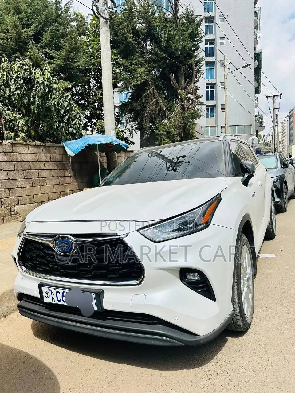 Toyota Highlander Hybrid Limited AWD 2024 White