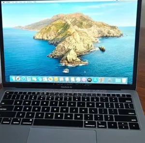 New Laptop Apple MacBook Air 2019 8GB Intel Core I5 SSD 128GB