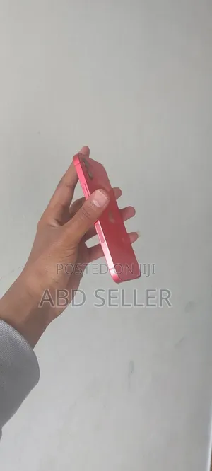 Apple iPhone 12 64 GB Red