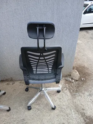Seckareter Chairs