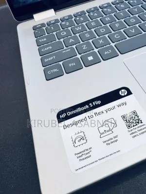 New Laptop HP OmniBook 5 Flip 16GB Intel Core 7 SSD 512GB