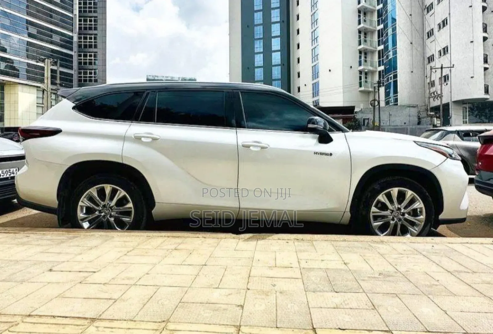 Toyota Highlander Hybrid 2024 White
