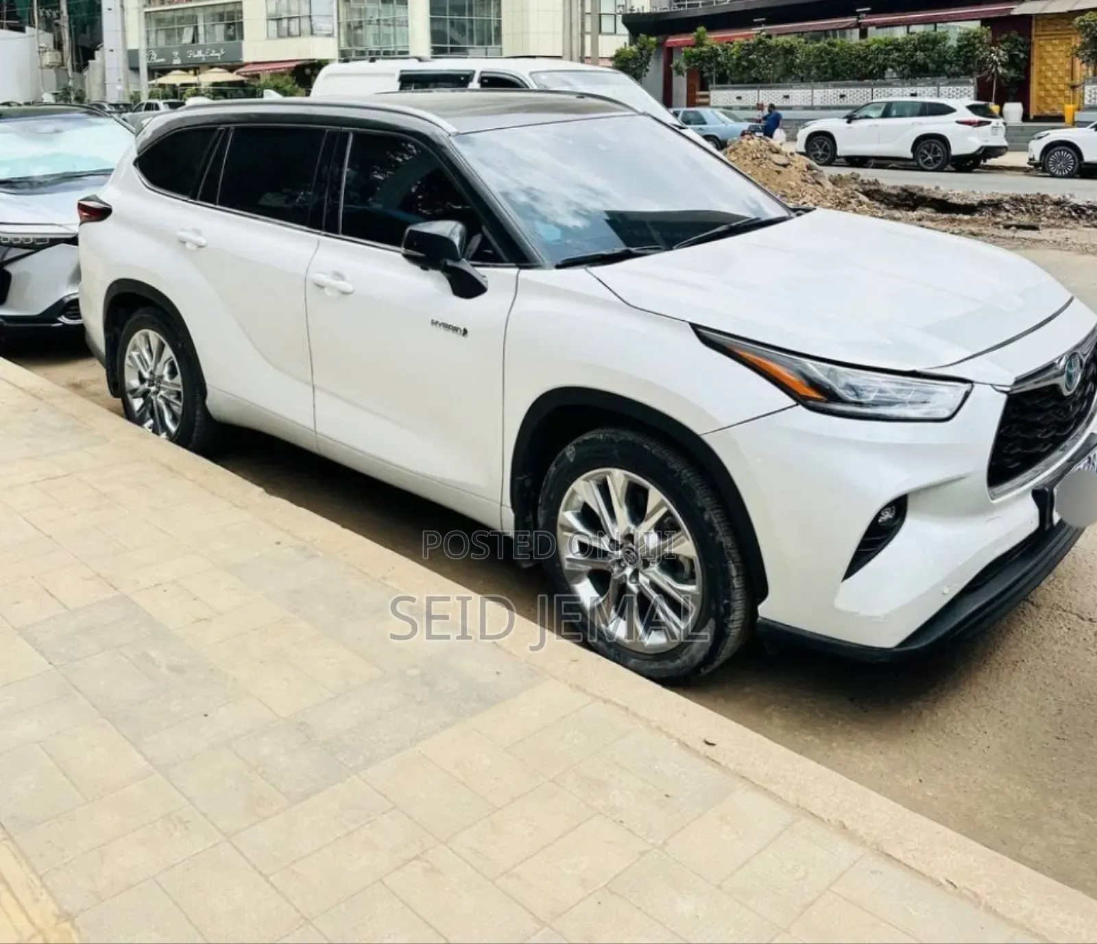 Toyota Highlander Hybrid 2024 White