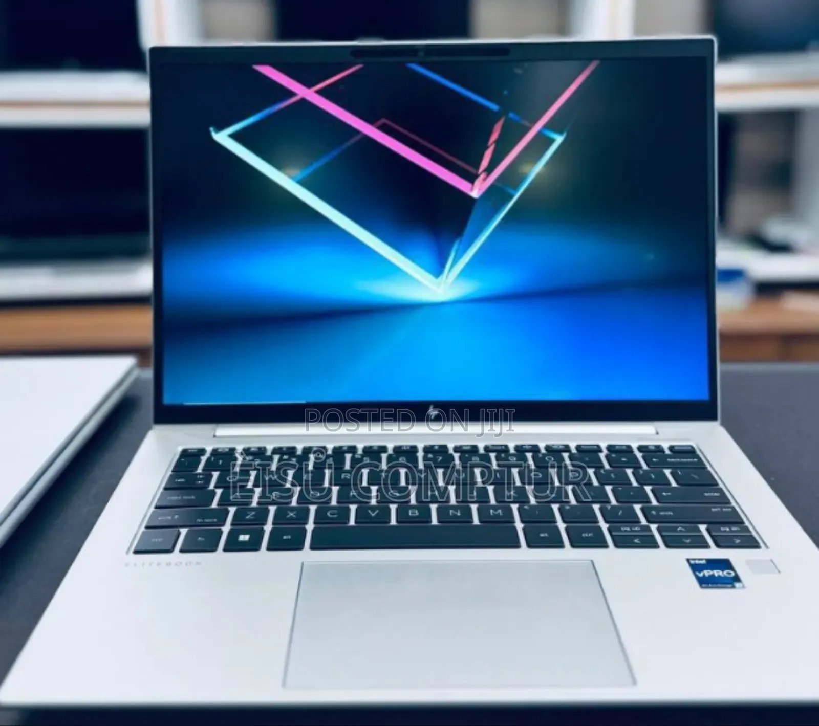 New Laptop HP EliteBook 840 G10 16GB Intel Core I7 SSD 512GB