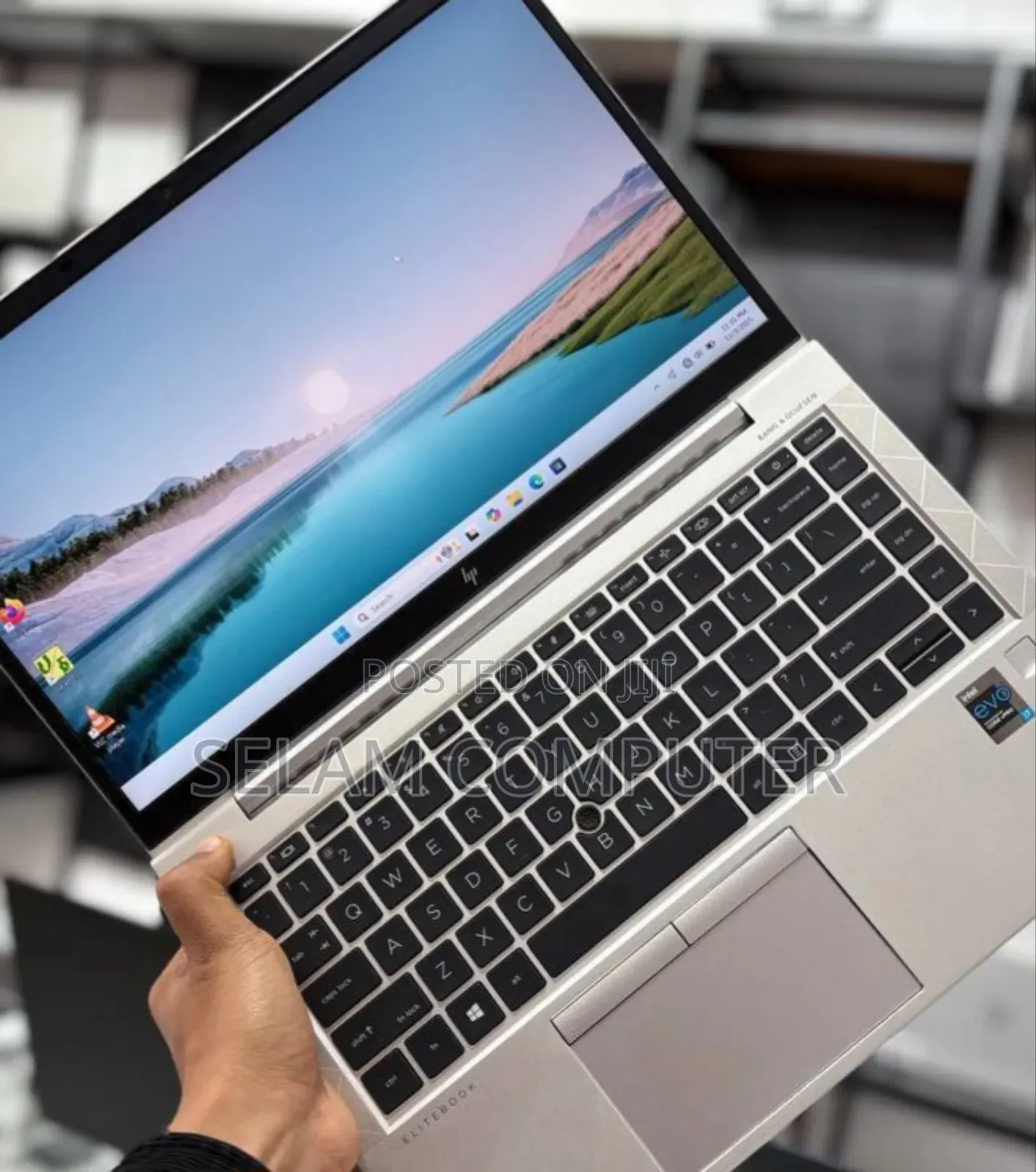 New Laptop HP EliteBook 830 G8 16GB Intel Core I7 SSD 512GB