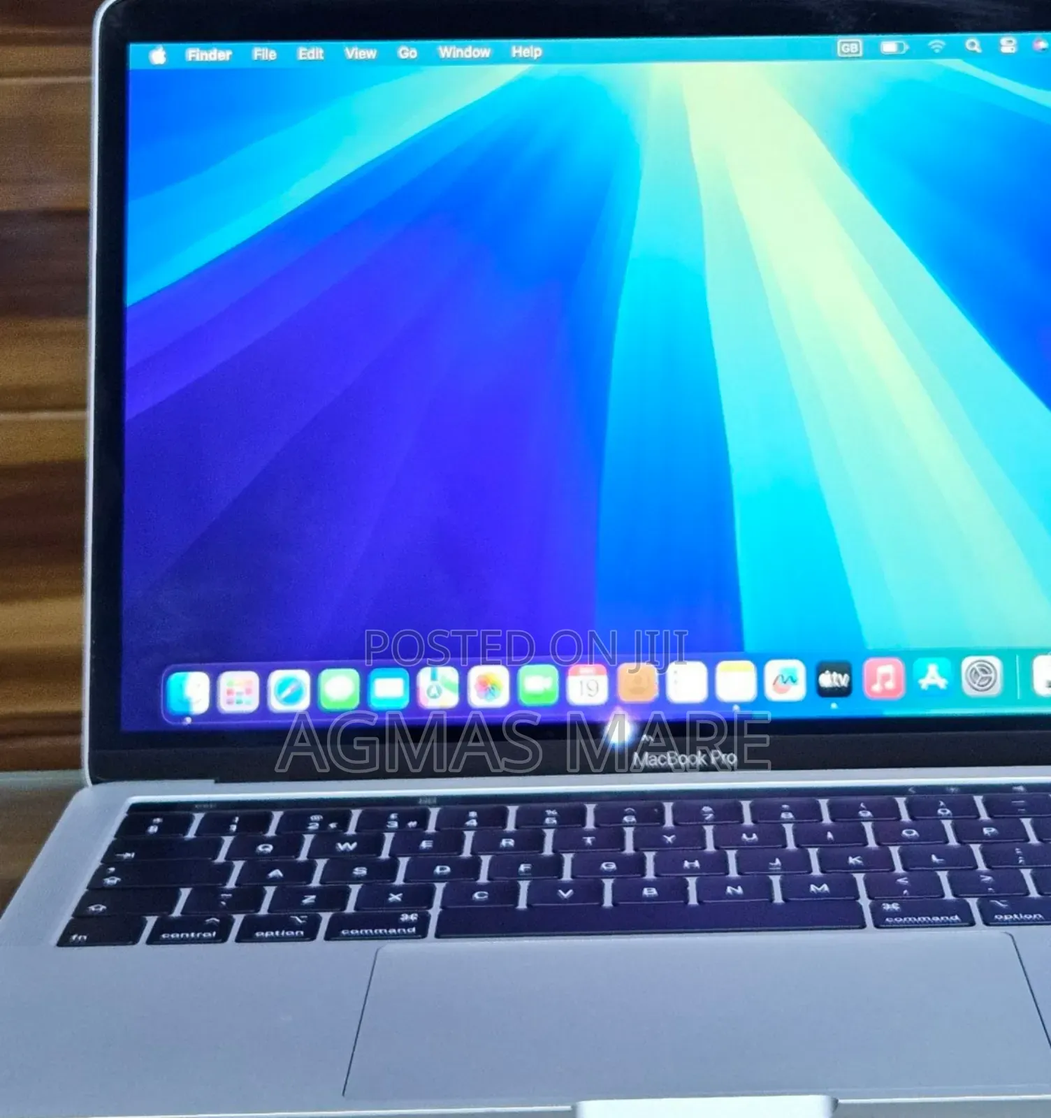New Laptop Apple MacBook Pro 2019 8GB Intel Core i5 SSD 128GB