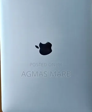 New Laptop Apple MacBook Pro 2019 8GB Intel Core i5 SSD 128GB