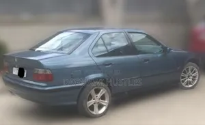 BMW 318i 1997 Gray