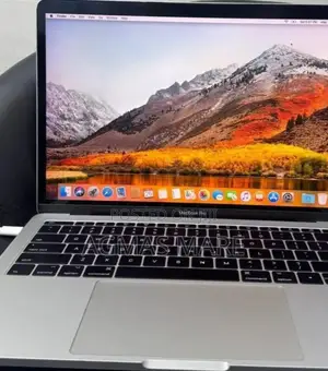New Laptop Apple MacBook Pro 2017 8GB Intel Core i5 SSD 128GB