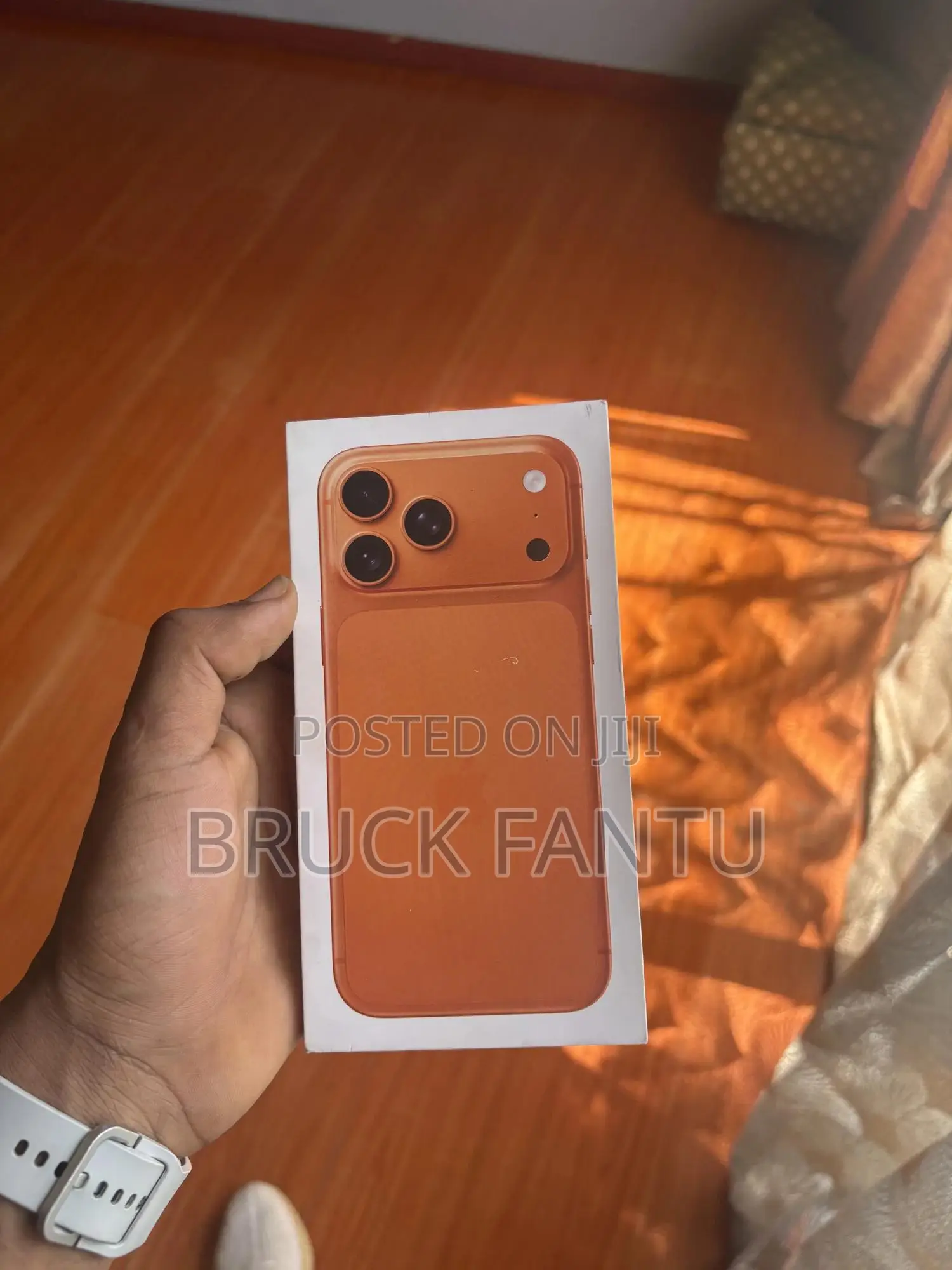 New Apple iPhone 17 Pro Max 256 GB Orange
