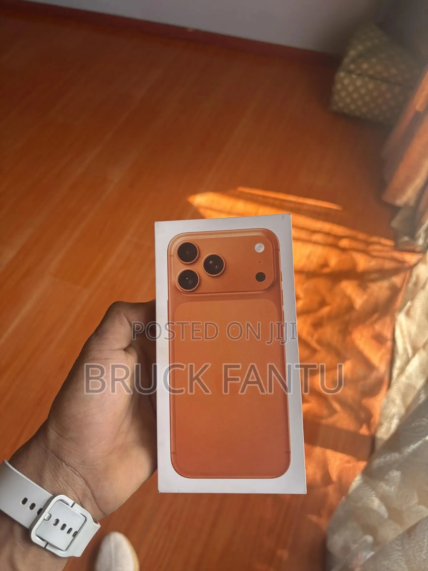 New Apple iPhone 17 Pro Max 256 GB Orange