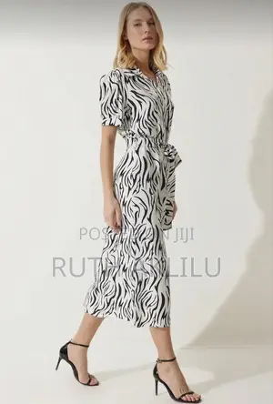 Photo - Womens Black And White Summer Shirt Dress