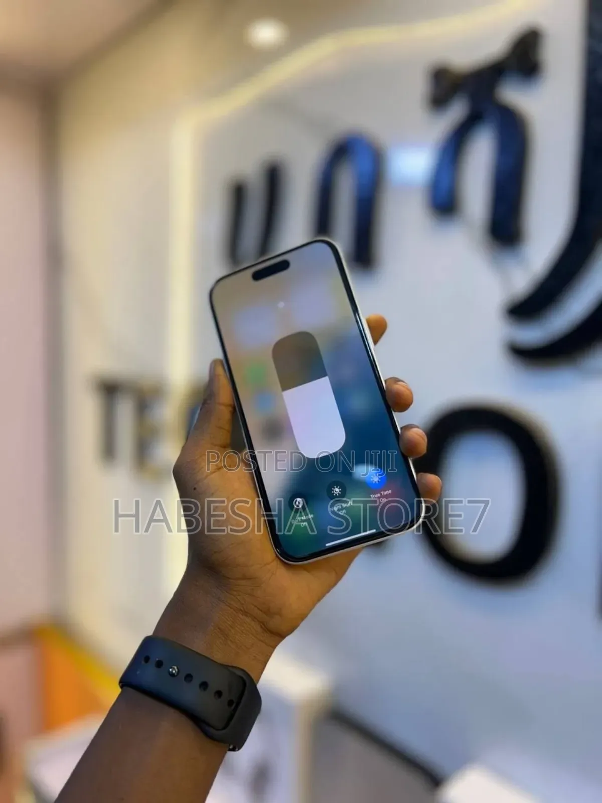 New Apple iPhone 16 256 GB