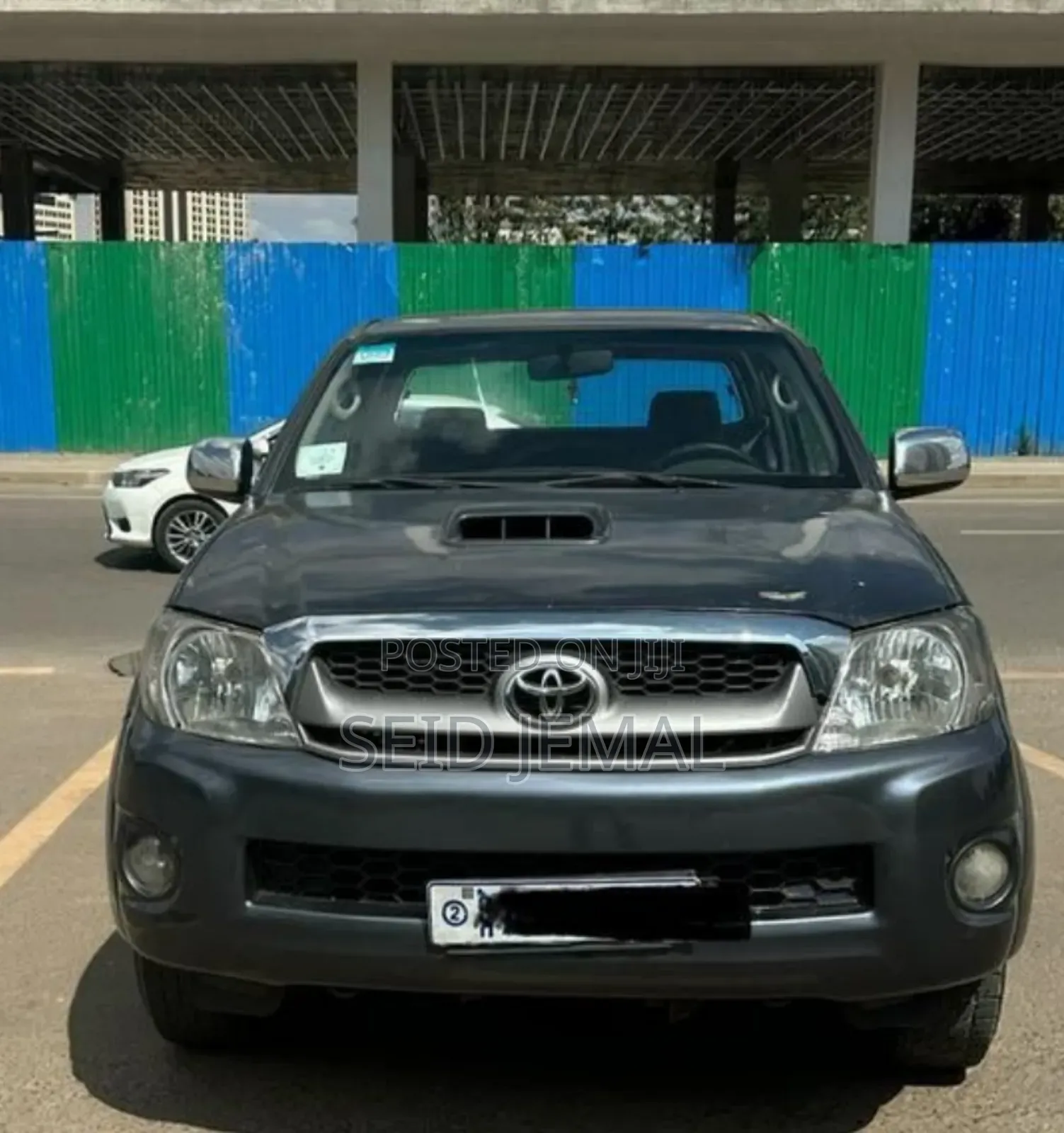 Toyota Hilux 2009 Gray