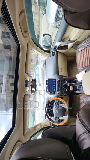 Toyota Land Cruiser Prado 2017 Burgundy