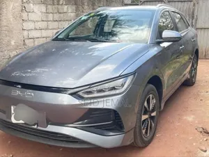 Photo - BYD E2 43 kWh 94 hp FWD 2025 Gray
