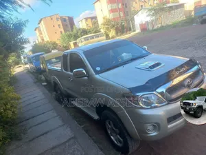Toyota Hilux 2010