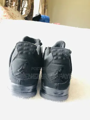 Jordan 4 Black Cat