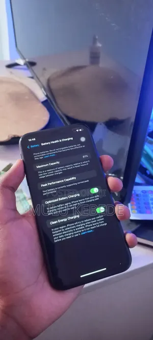 Apple XR 64 GB Black