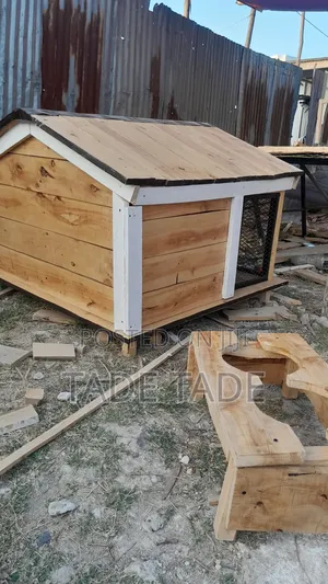 Kaleb & Sisters Dogs House Work Company