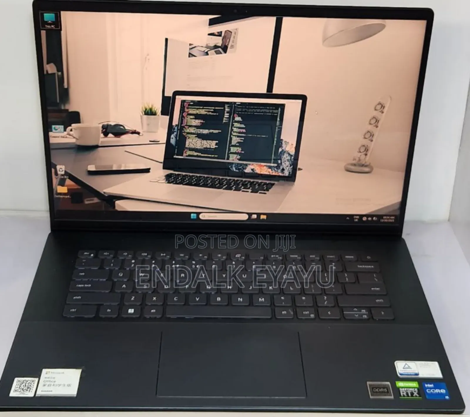 New Laptop Dell Inspiron 16 5620 16GB Intel Core I5 SSD 512GB