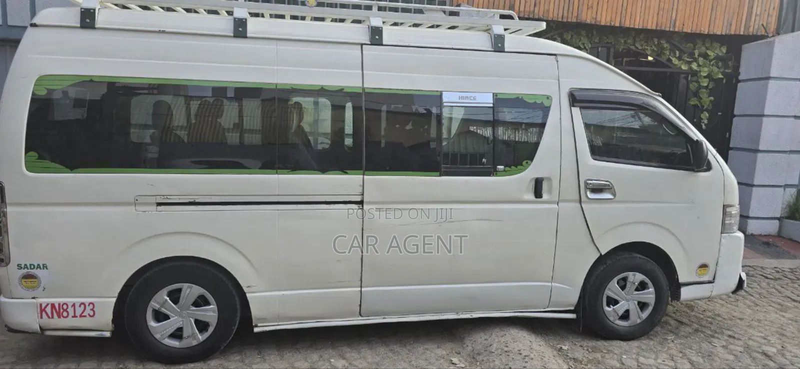 Toyota HiAce 2012 White