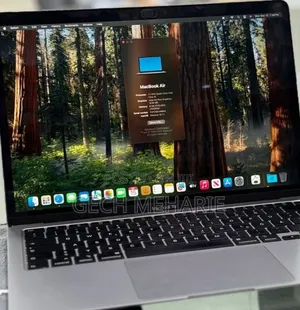 Photo - New Laptop Apple MacBook Air 2020 8GB Intel Core I3 SSD 256GB