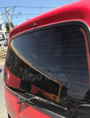 Toyota HiAce 2011 Red