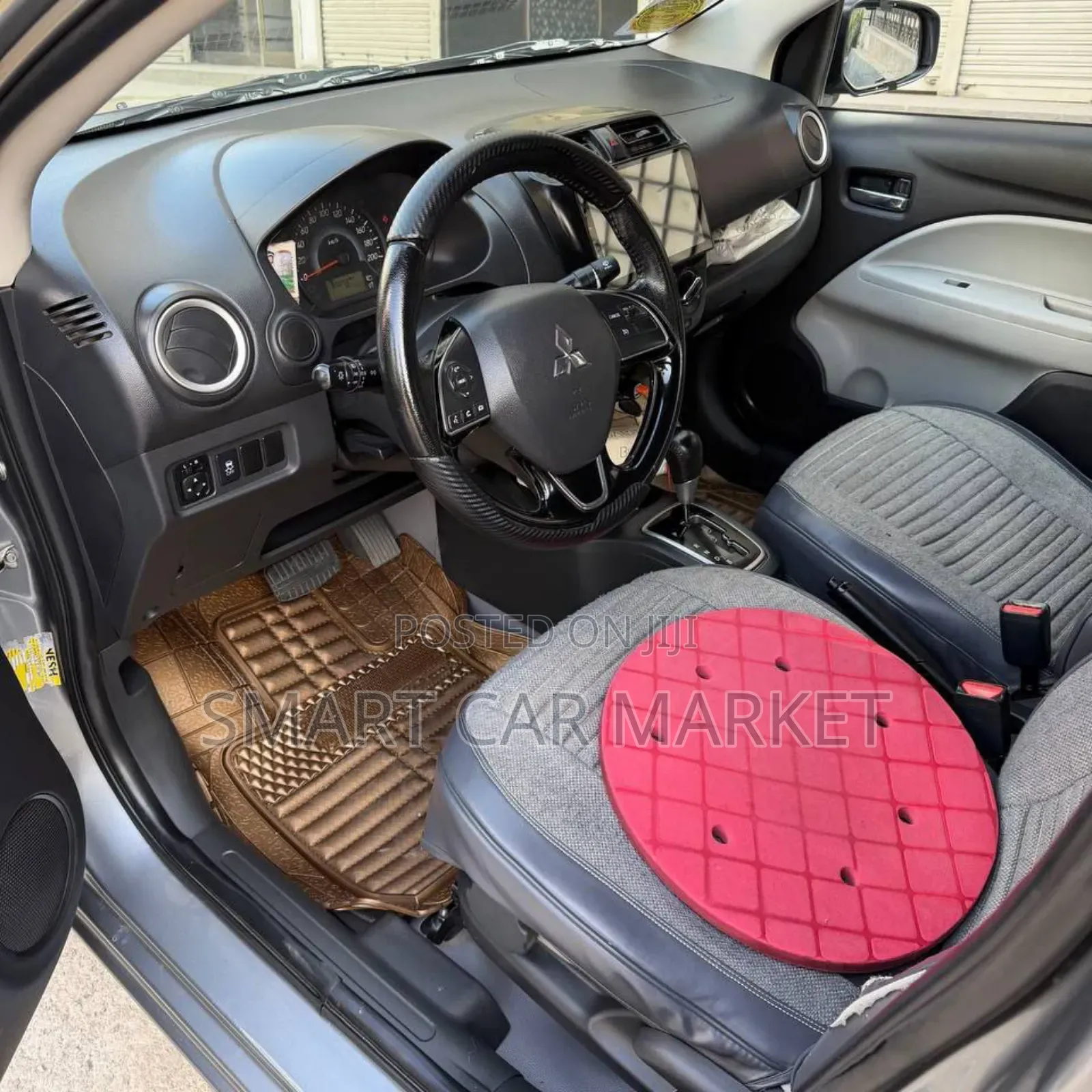 Mitsubishi Attrage 2022 Gray