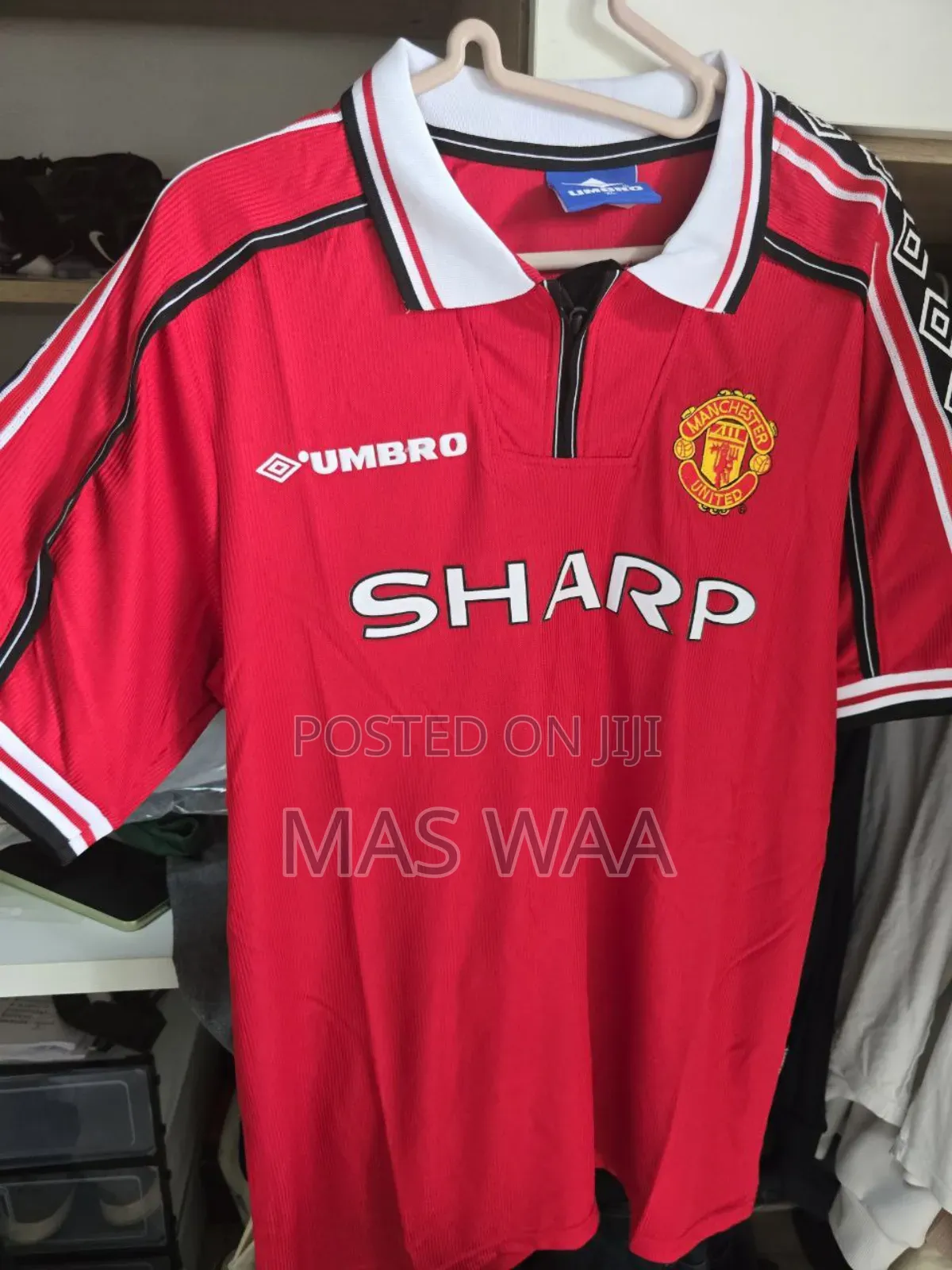 Orignal Old Man United, Arsenal and Liverpool Kit