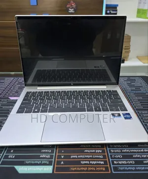 New Laptop HP Dragonfly Folio 16GB Intel Core I7 SSD 512GB