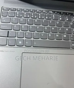 Photo - New Laptop Lenovo ThinkPad Yoga 16GB AMD Ryzen 5 SSD 512GB