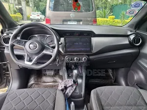 Nissan Kicks 2020 Gray