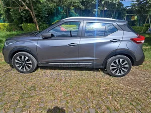 Nissan Kicks 2020 Gray