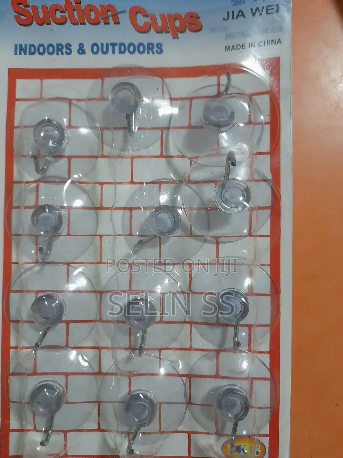 Suction Cup,12 PCS With Metal Hooks for Indoor and Outdoor