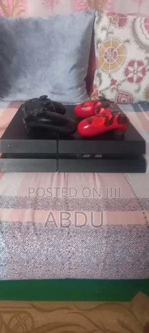 Photo - Ps 4 Slim 45000 Birr