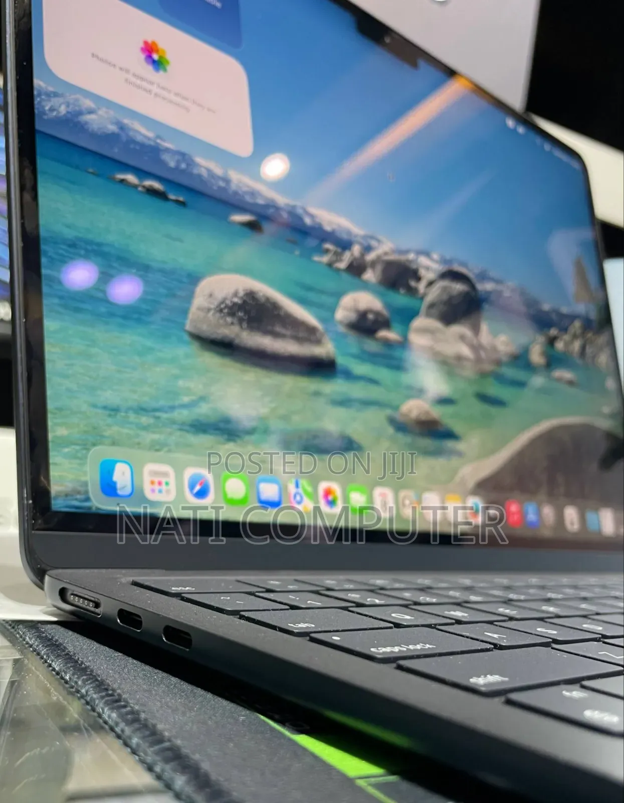 New Laptop Apple MacBook Air 2024 M3 13-Inch 8GB Apple M3 SSD 256GB