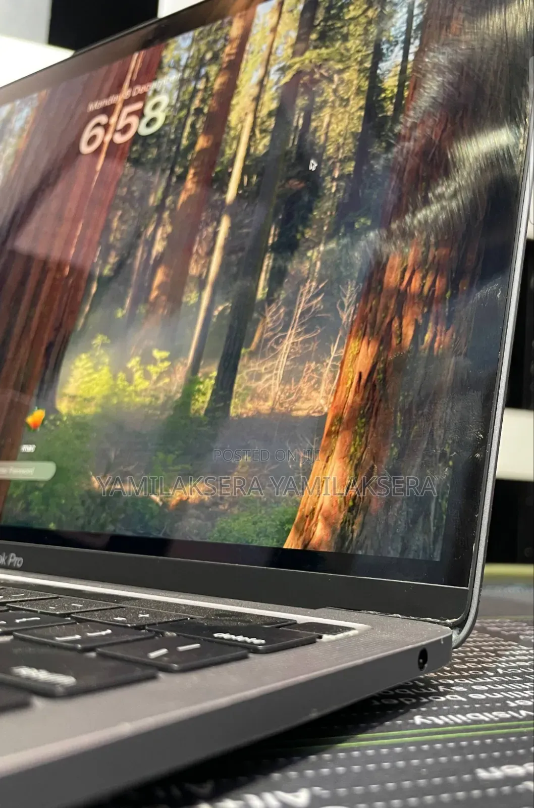 New Laptop Apple MacBook Pro 2022 M2 16GB Apple M2 SSD 256GB