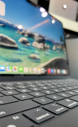 Photo - New Laptop Apple MacBook Air 2024 M3 13-Inch 8GB Apple M3 SSD 256GB